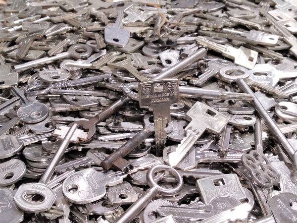 Huissleutels kopen in Alkmaar bij Postma en Postma