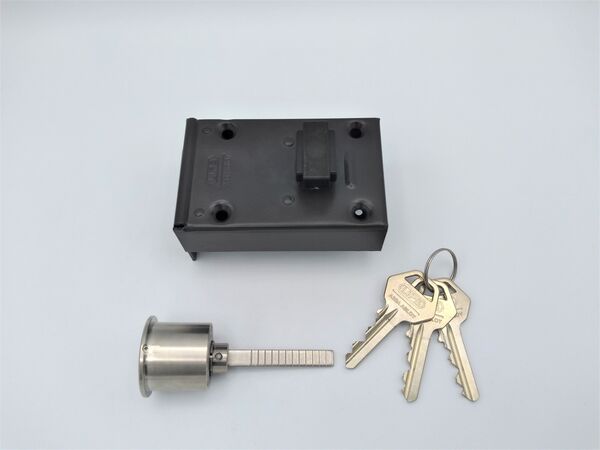 Lips oplegsloten kopen in Alkmaar bij Postma en Postma