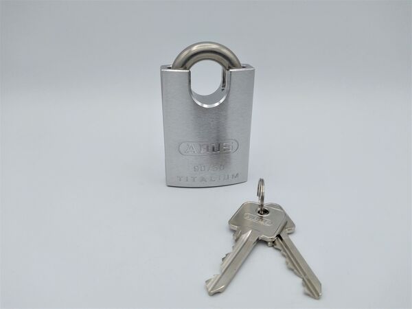 ABUS kettingsloten kopen in Alkmaar bij Postma en Postma