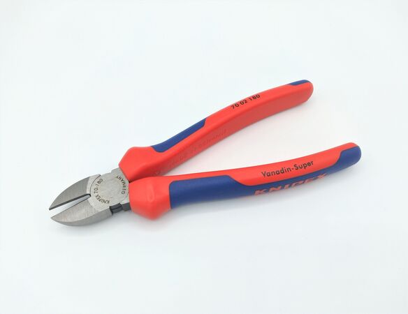 Tangen en scharen kopen in Alkmaar bij Postma en Postma