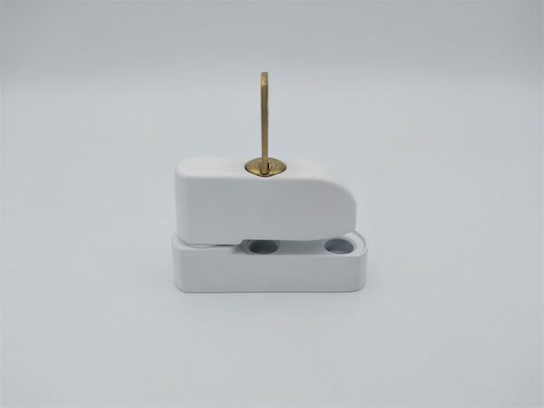 Raamsluitingen kopen in Alkmaar bij Postma en Postma