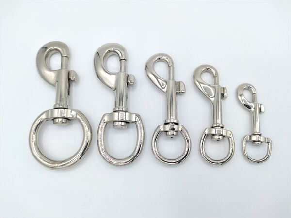 Musketonhaken kopen in Alkmaar bij Postma en Postma