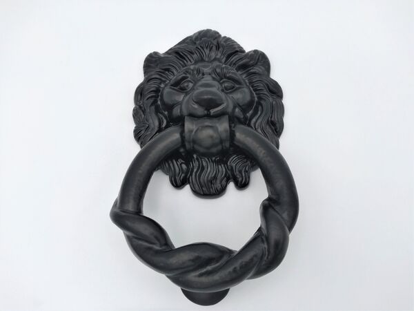 Deurkloppers kopen in Alkmaar bij Postma en Postma